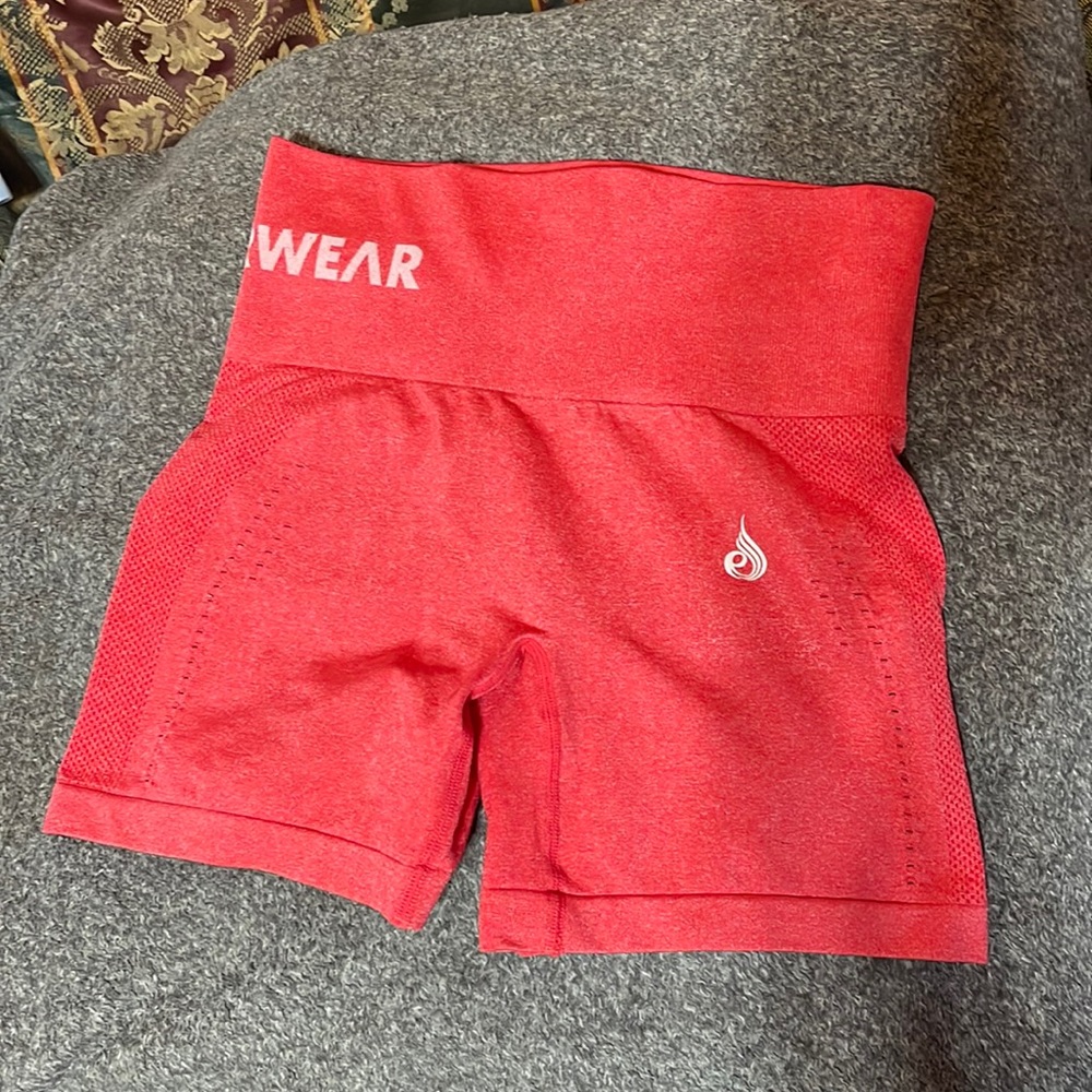 Ryderwear Seemless Shorts — NWOT